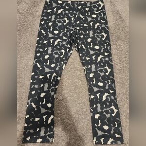 Nike Women's Dark Gray/Black Athletic Pants